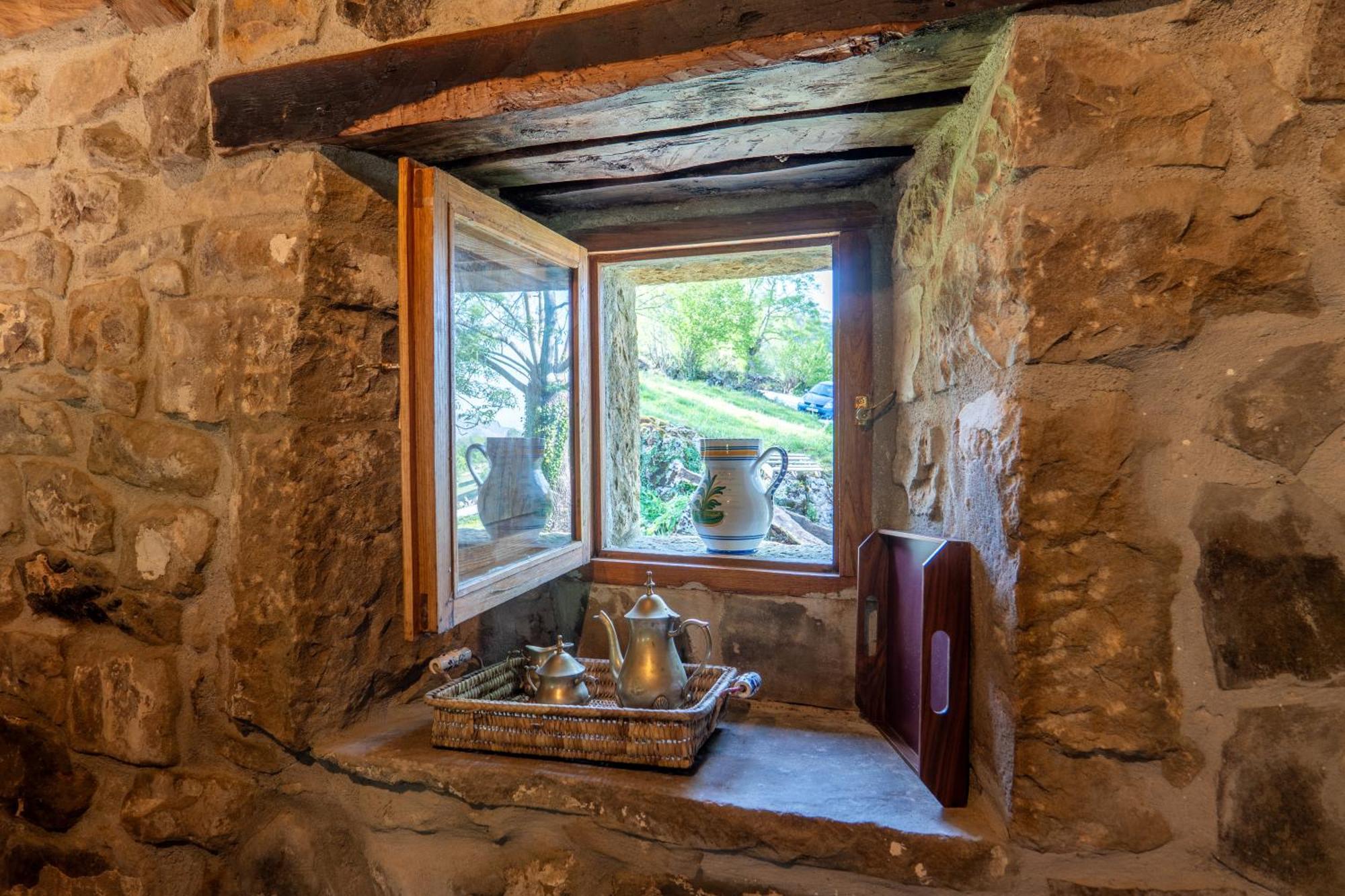 Vivienda Pasiega Lo Lucas 1920 San Roque de Riomiera ภายนอก รูปภาพ