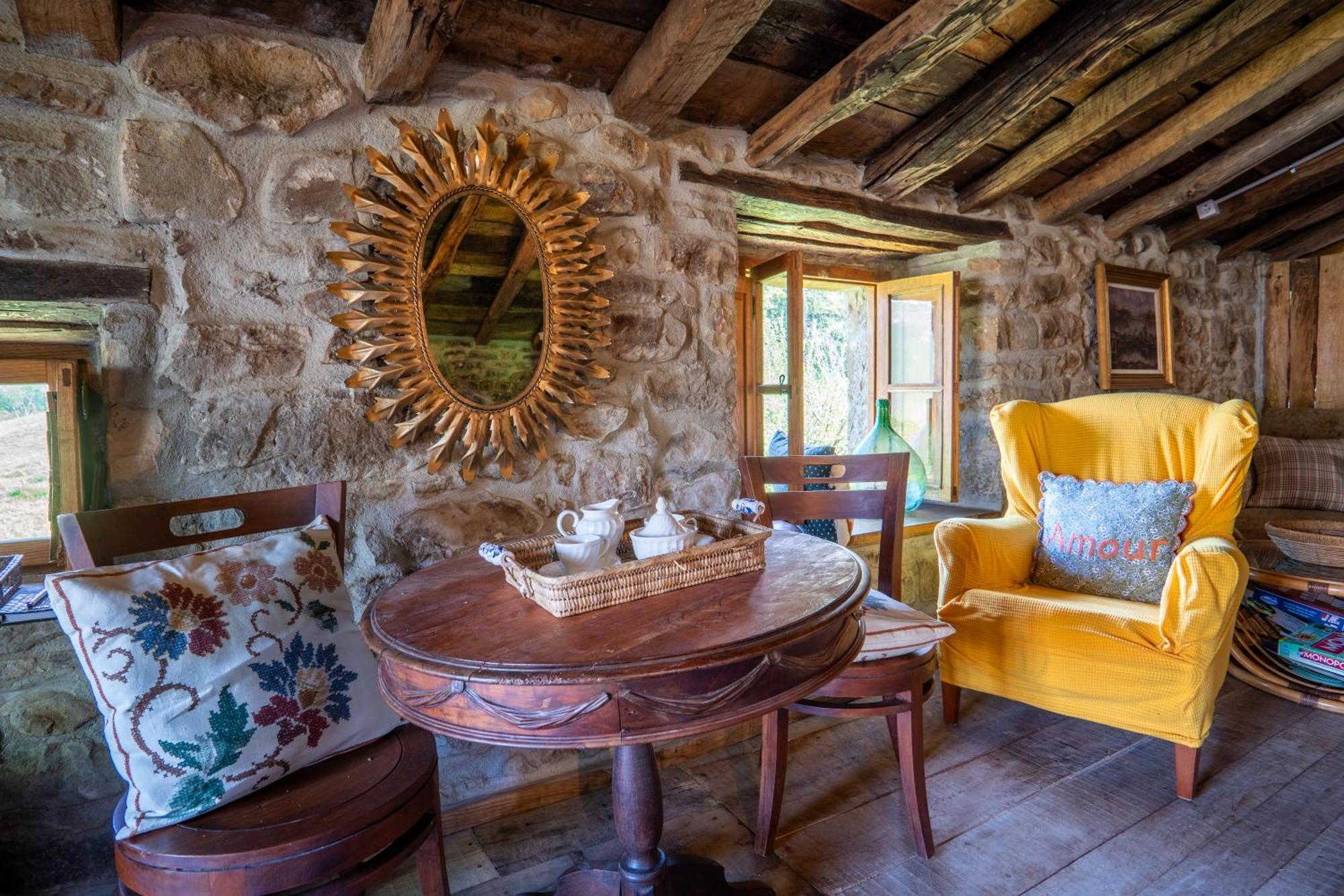 Vivienda Pasiega Lo Lucas 1920 San Roque de Riomiera ภายนอก รูปภาพ
